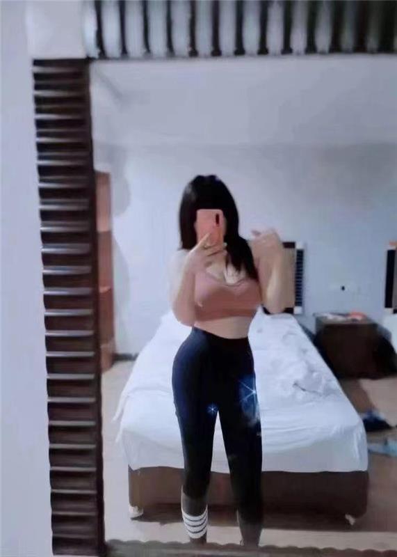 强烈推荐特惠400一次全套的超级大奶