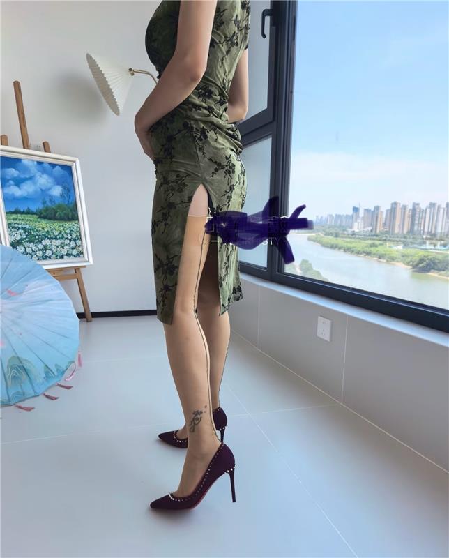 男装店丰乳柜姐熟女