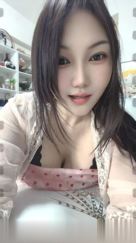 体验大奶骚狸儿