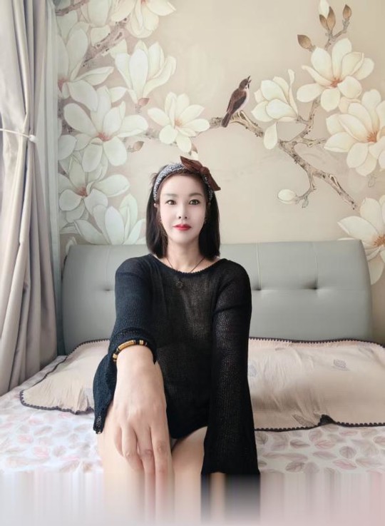 皇姑大奶肥臀少妇