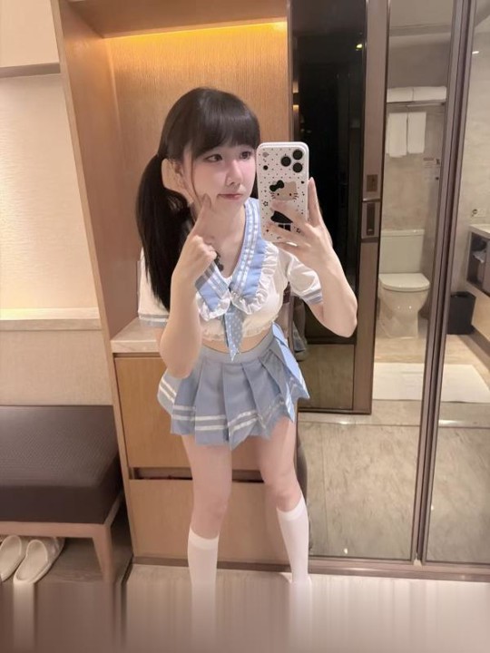 回归双马尾小萝莉