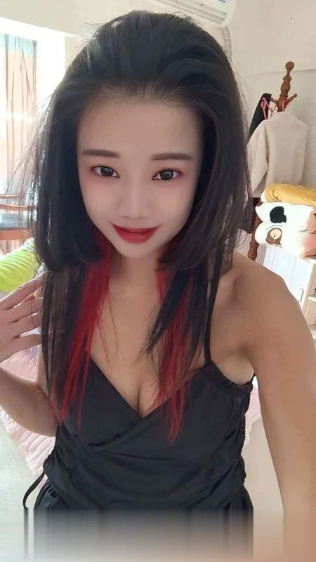 性感骚妹过年在岗