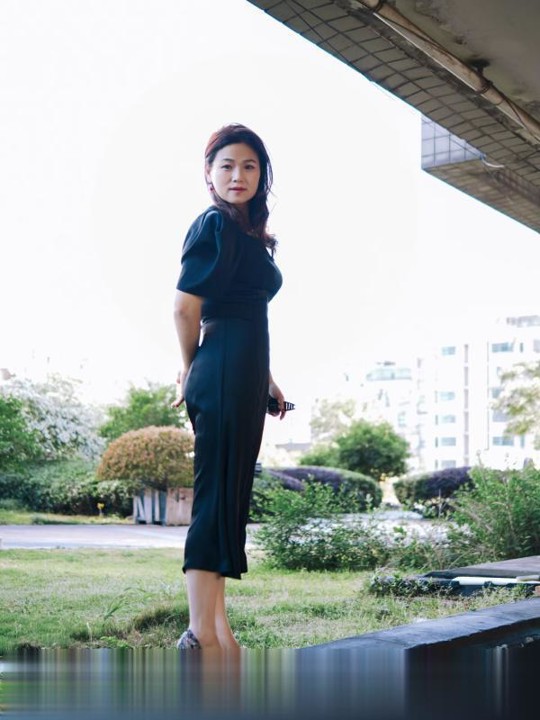 美容店老板娘
