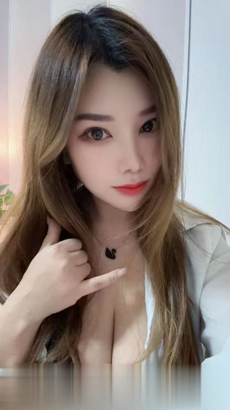 维族姑娘金发巨乳古丽