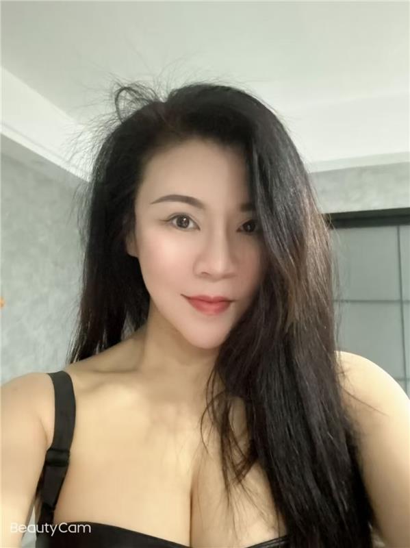 服务大奶飘香