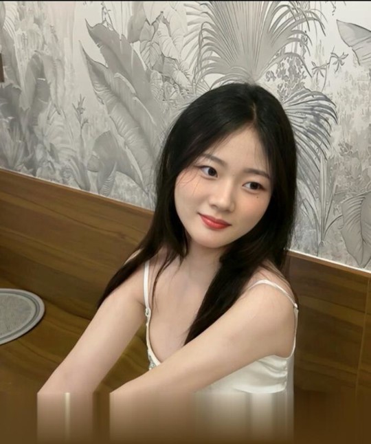 潮喷06年女孩梦梦