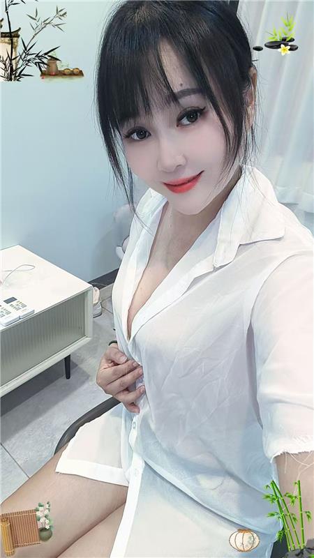 闷骚人妻潘老师