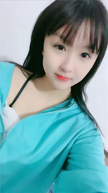 山东菏泽年轻妹子