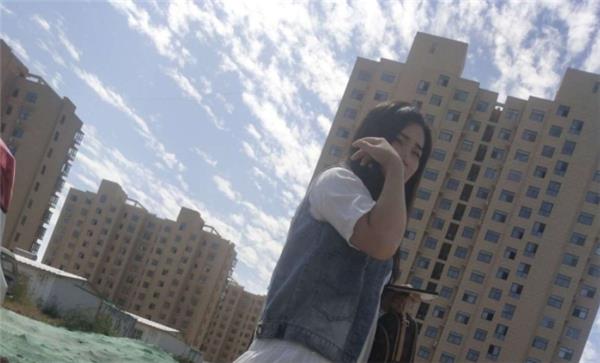 骚嫩妹小琪琪 