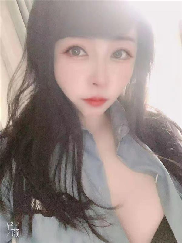 制服控的小妹