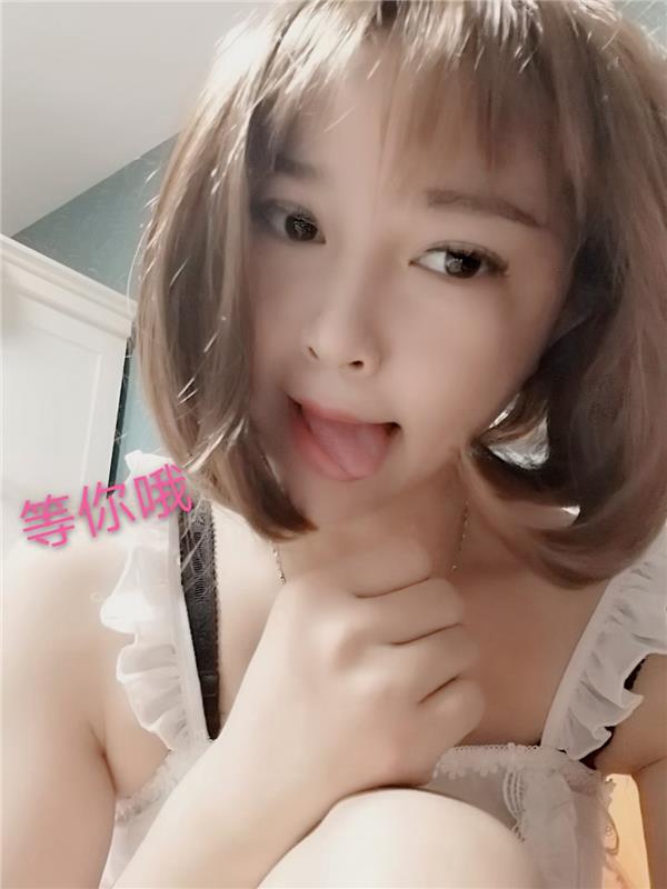 南京明发广场川妹子