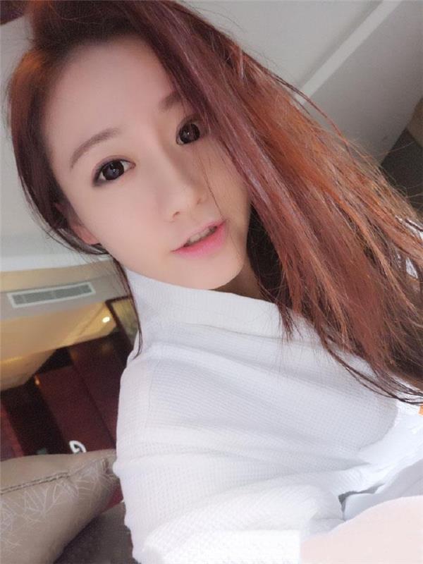 超级棒的美女