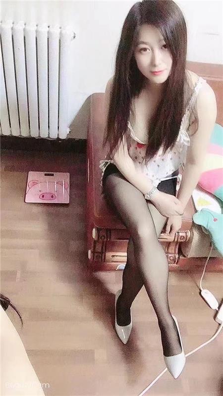 李沧双飞大奶妹