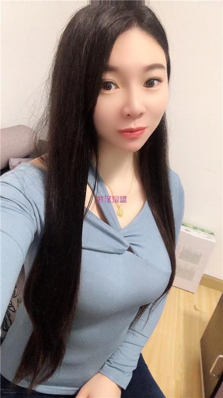 小东门大胸妹子