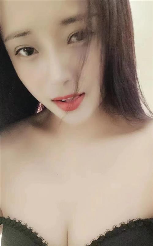 串门青年路晨晨