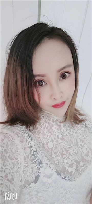 上海徐汇区胸大，服务不错花样还多的少妇一枚