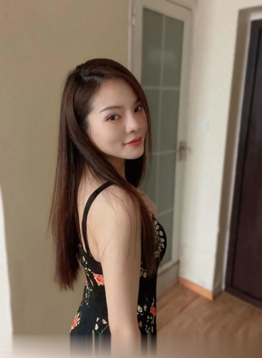 像Lisa的金瑶儿