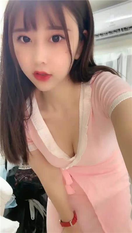 兼职黑丝妹爽记