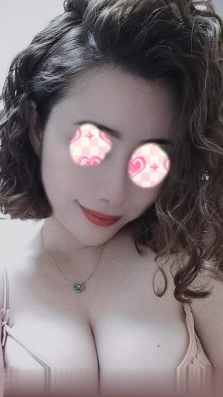 身材火爆健身少妇