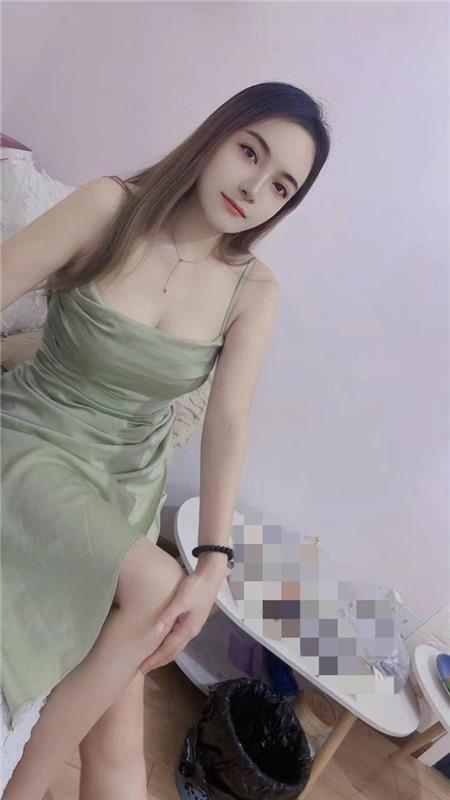 新疆36D少妇大胸妮妮