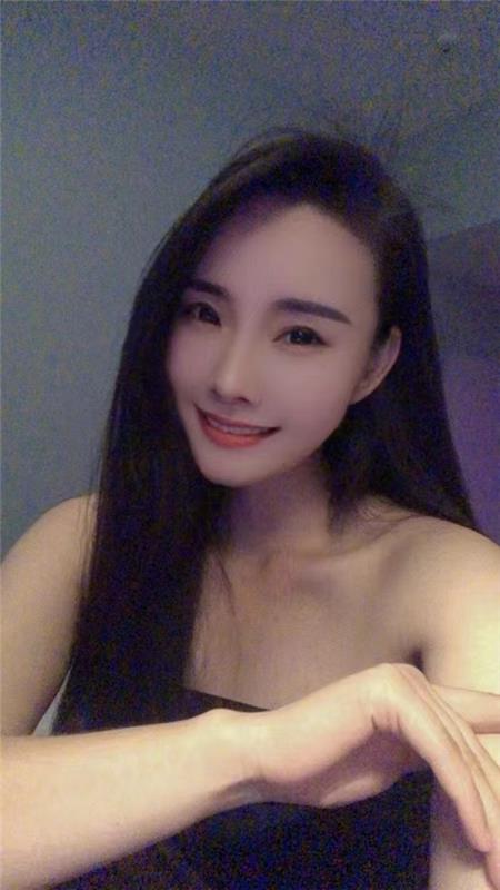 漂亮小姐姐半套服务