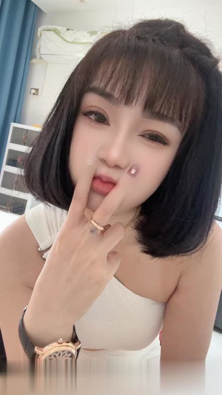白云木子..