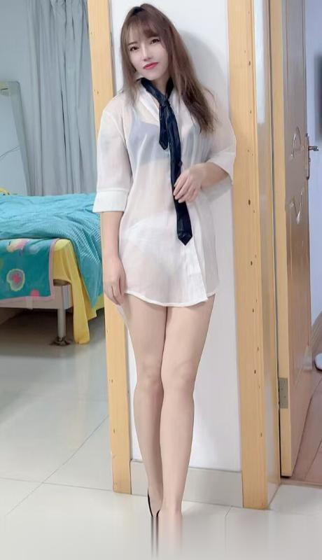 服务系熟女少妇