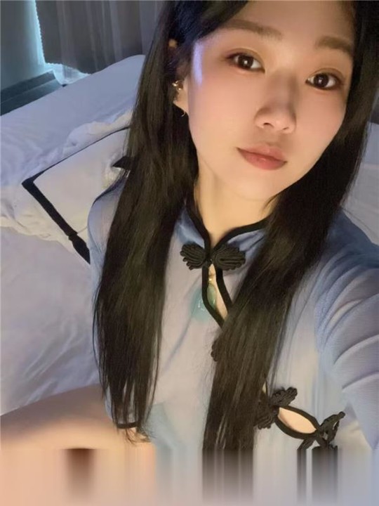 春节不打烊小姐姐