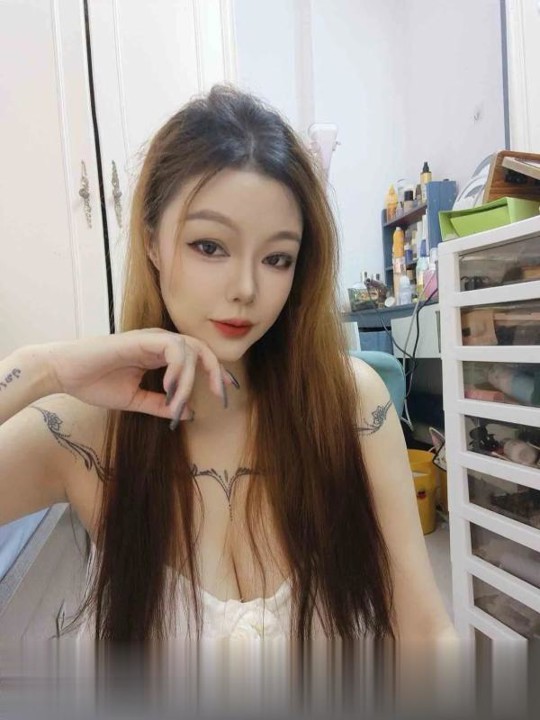 大奶女友般的感觉