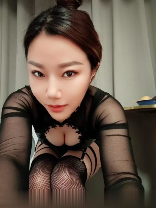 性价比熟女.