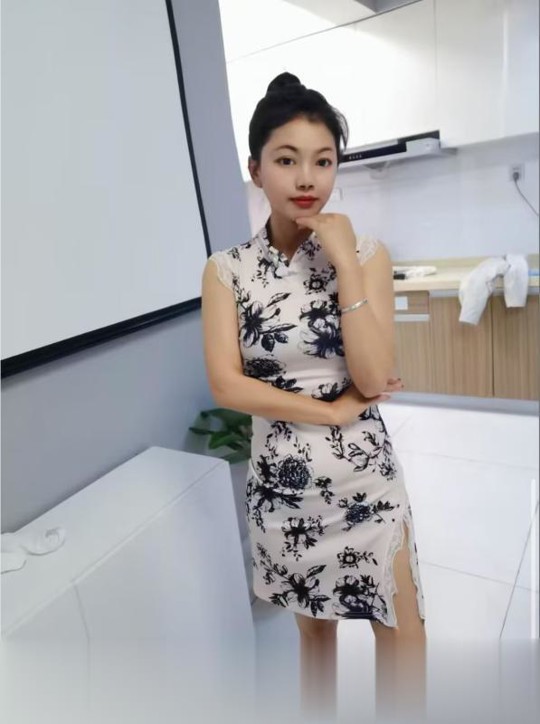 美乳骚小雪.