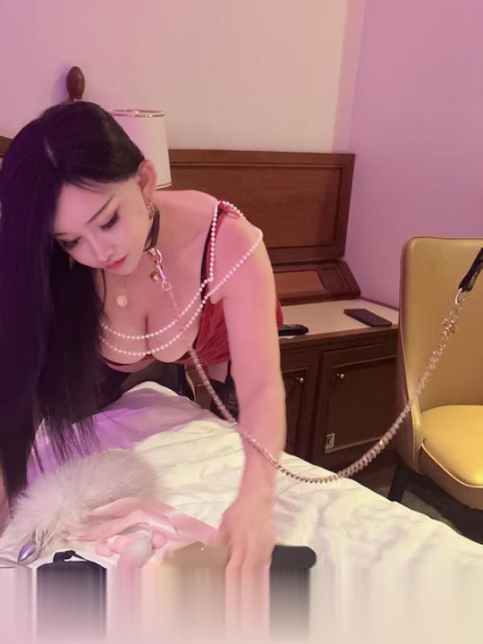 可以玩sm的小姐姐