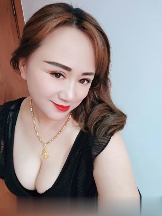 虹口大奶火凤凰