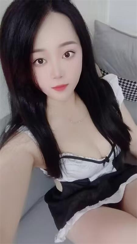 瑶海骚货琪琪
