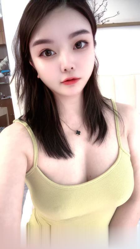 徐汇阳阳性感迷人