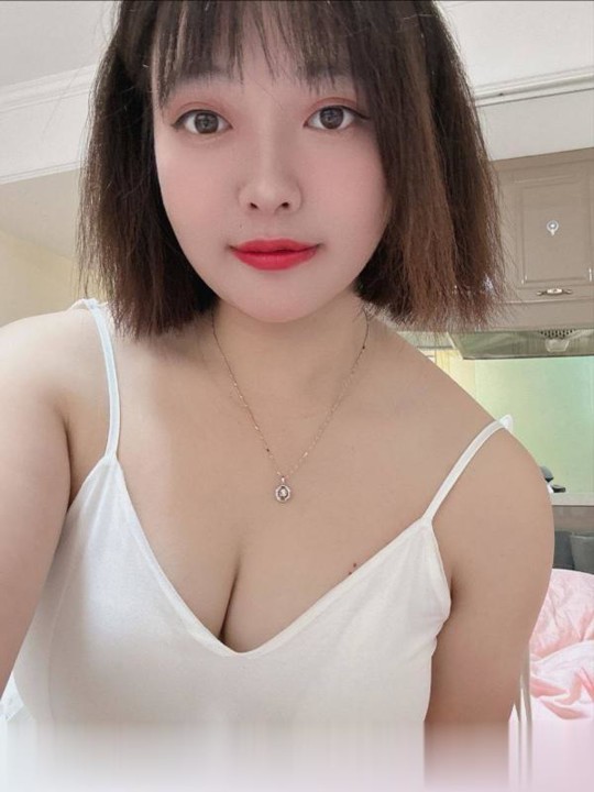 回锅小胖妹花花