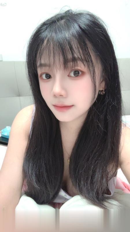 武昌大胸七月