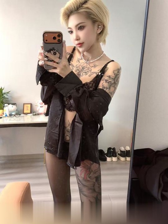 吴中纹身小姐姐