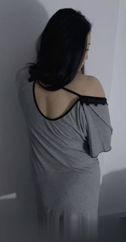 出鸡肥臀气质姐姐