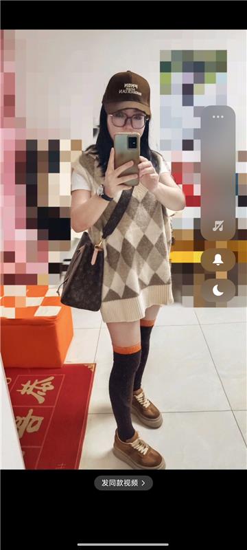 双马尾姐姐，153能颠勺