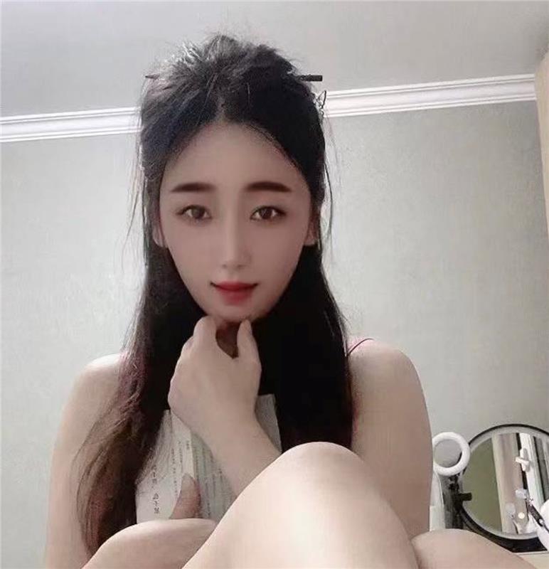 大长腿美女了解一下