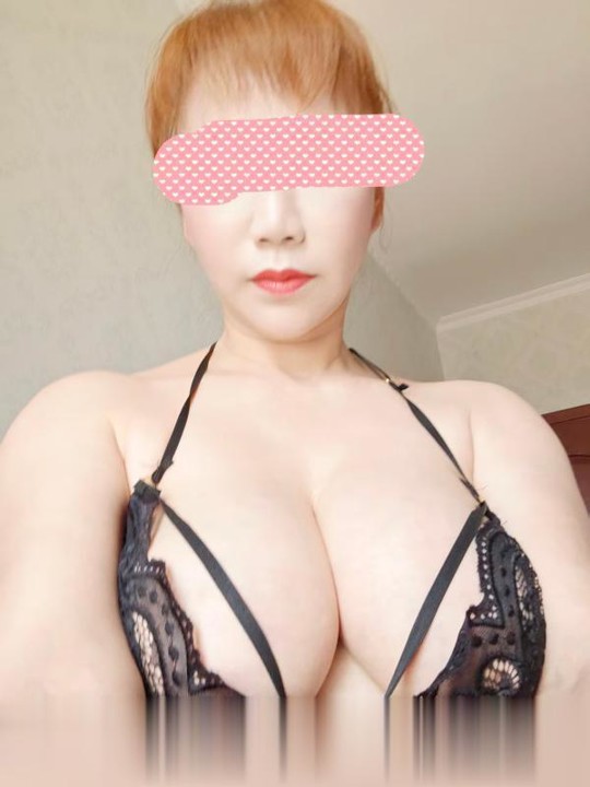 龙首原大胸少妇