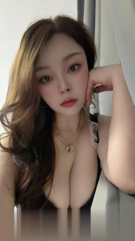 郑州微胖大胸骚少妇