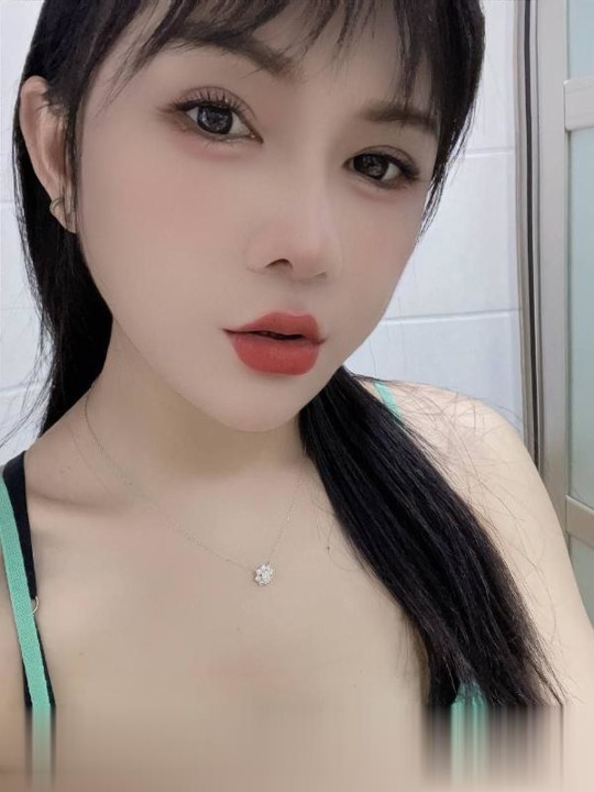 大长腿青青老师