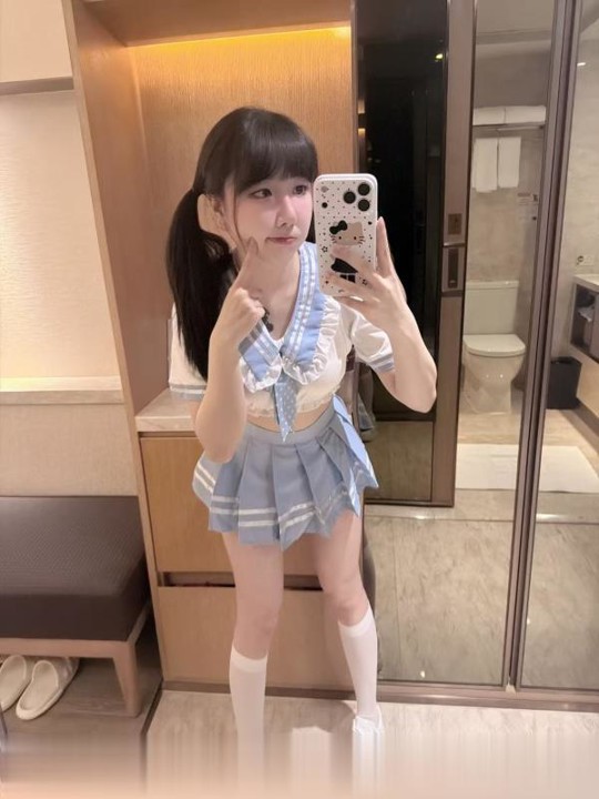 回归小萝莉爱宝