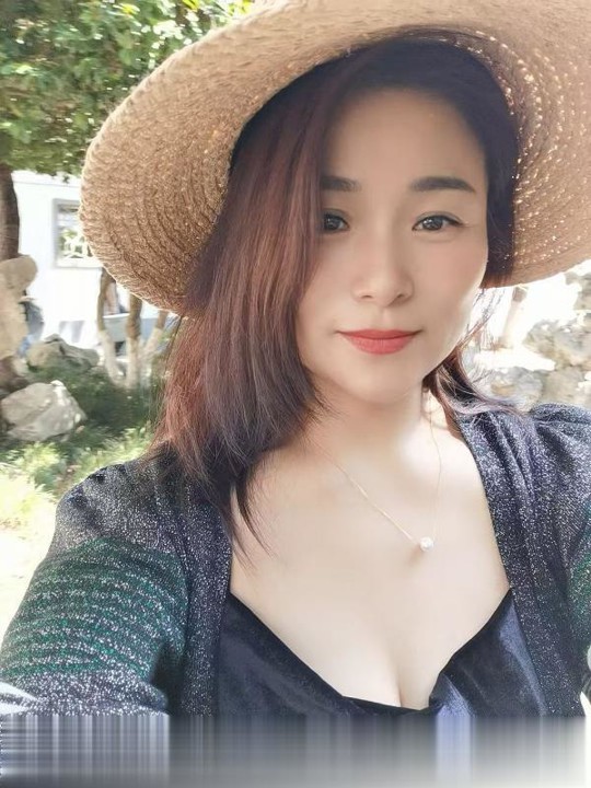 建邺风情老板娘