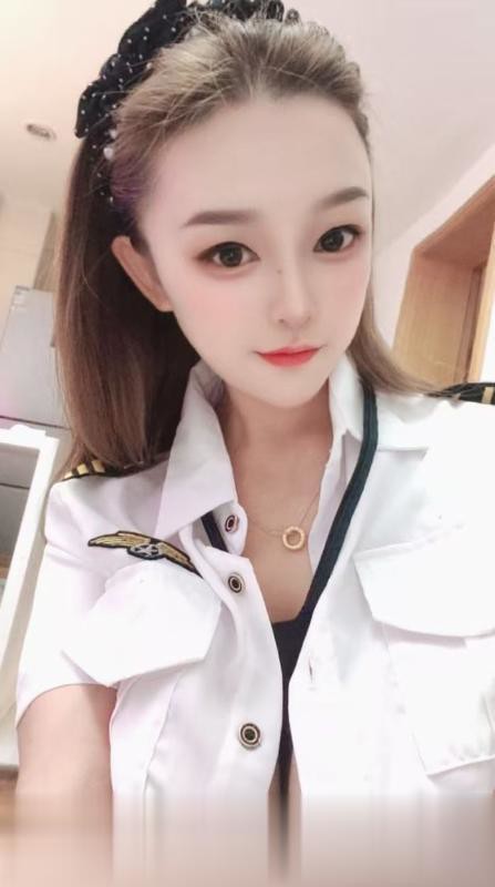 龙华E奶丹妮
