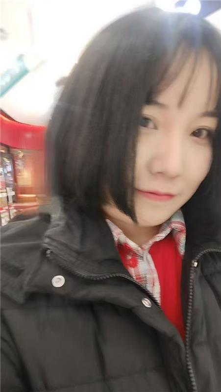 丰满大奶小saobi