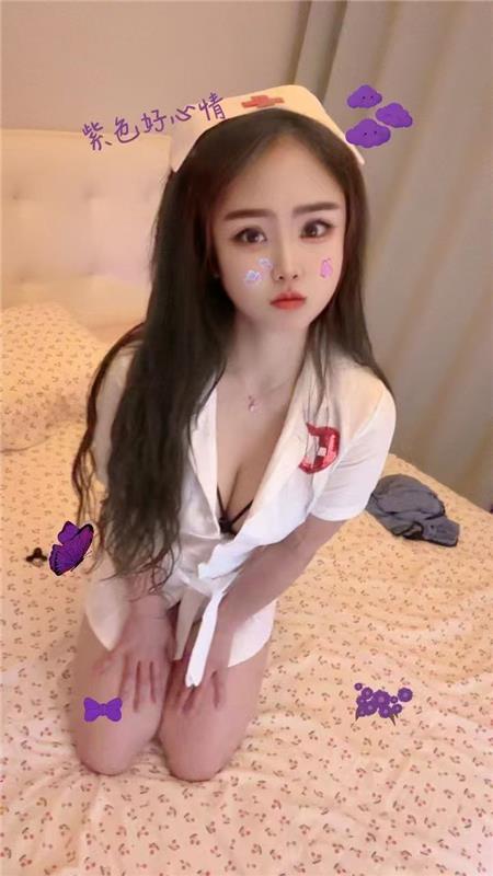 丰满邻家小骚妹