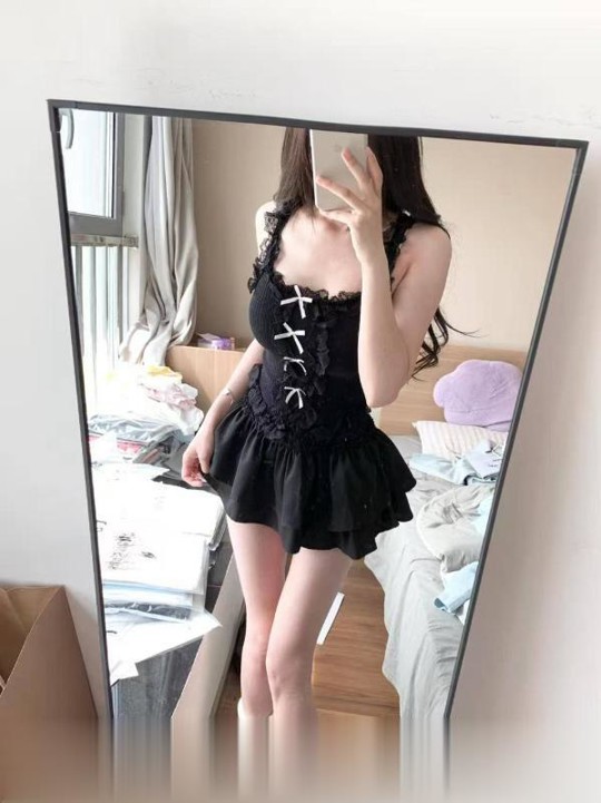 肤白貌美小萝莉